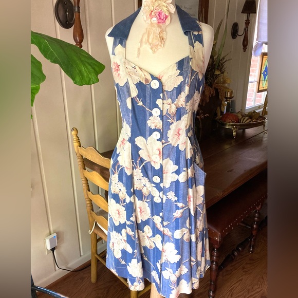 Anthropologie Dresses & Skirts - Anthropologie Blue Floral Dress 10